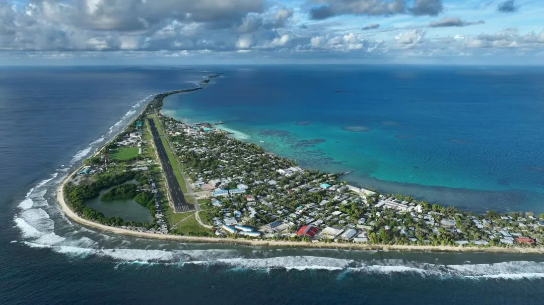 Tuvalu: Negara kecil yang hampir ditelan laut