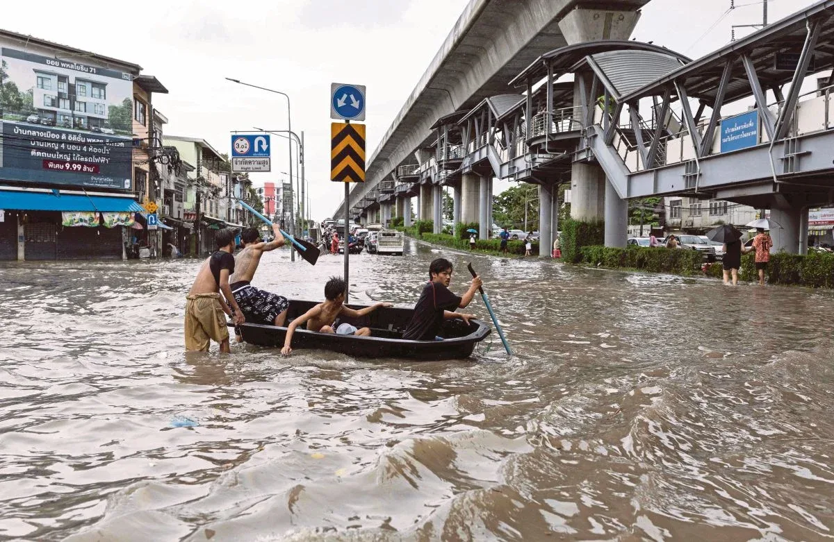 Bangkok diisytihar kawasan terjejas bencana selepas banjir meluas
