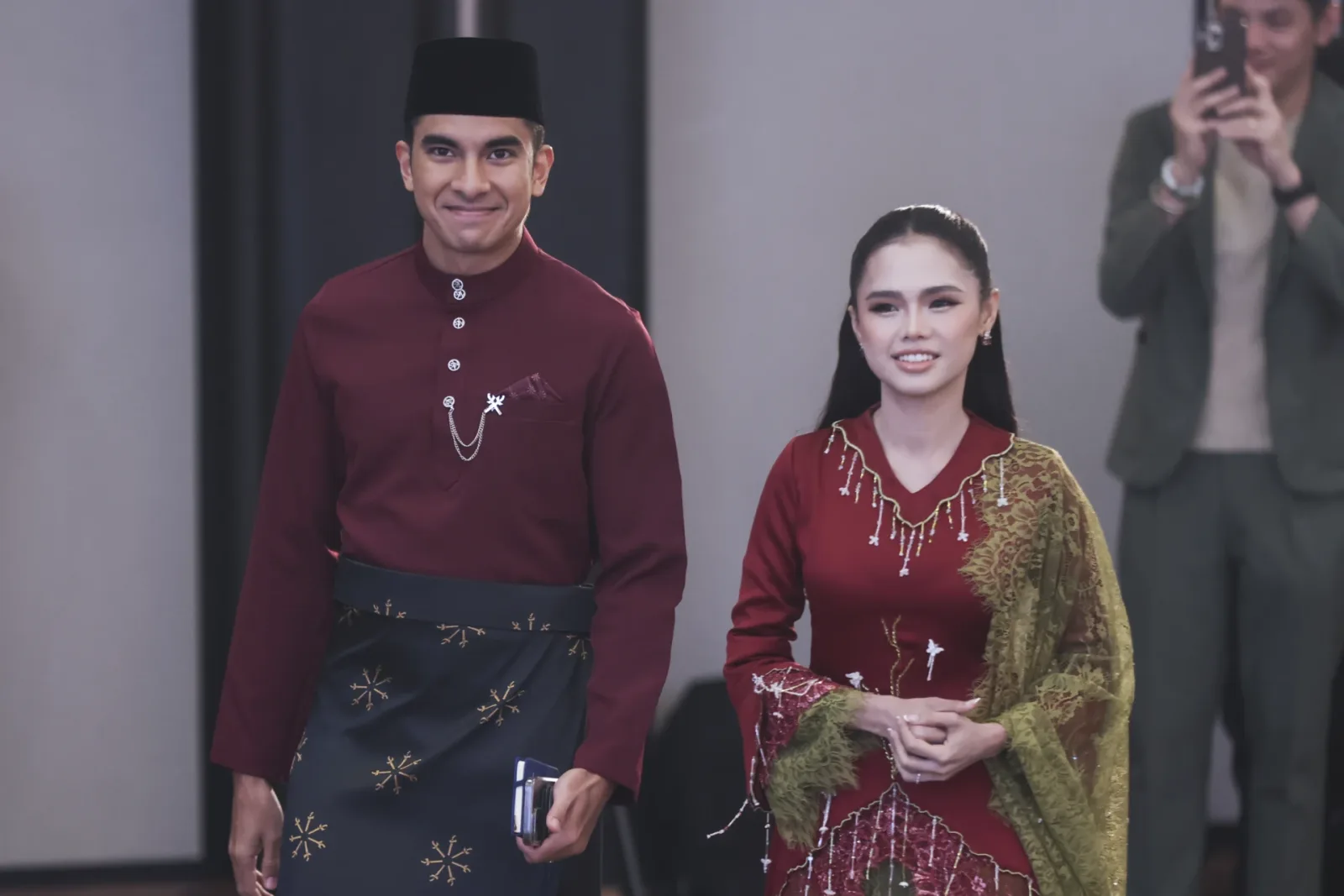 Syed Saddiq dan Bella bakal bernikah pada 10 Oktober. Foto: Astro.