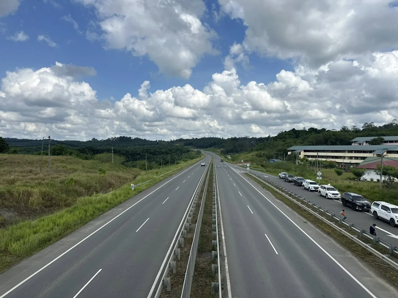 Gambar fail jajaran Lebuhraya Pan Borneo Sabah yang diterbitkan bersama laporan lawatan KKR pada Mac 2026; bukan gambaran keseluruhan kemajuan projek. Foto: Kementerian Kerja Raya.