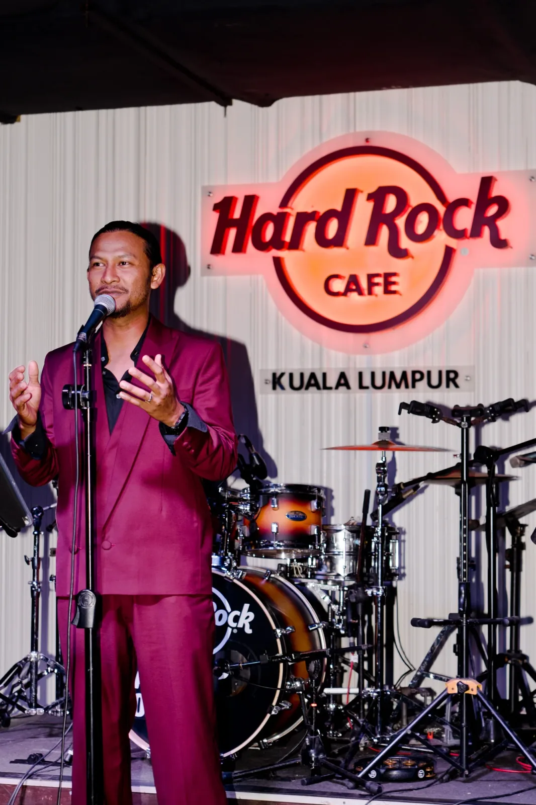 Dua minggu siapkan Terlerai Sudah, Black Hanifah mahu emosi lagu sampai ke hati pendengar